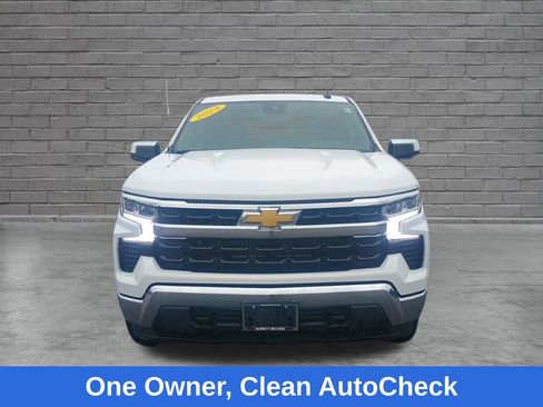 Used 2024 Chevrolet Silverado 1500 LT AWD/4WD image 2