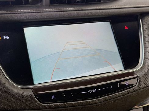 Used 2019 Cadillac XT5 FWD image 18