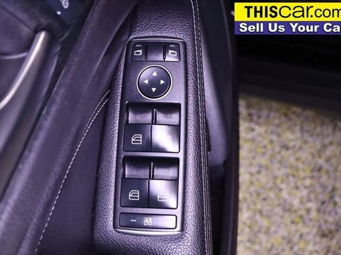 Used 2016 Mercedes-Benz GLA 250 4MATIC image 30