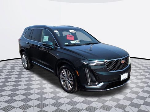 Certified 2024 Cadillac XT6 Premium Luxury w/ Technology Package AWD/4WD image 3