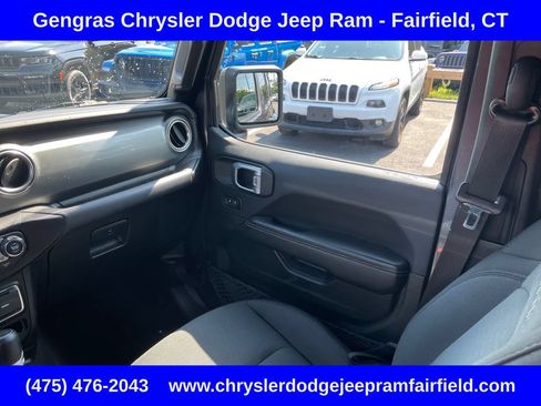 Used 2021 Jeep Wrangler Unlimited Sahara AWD/4WD image 57