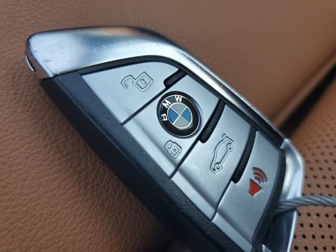 Used 2025 BMW 330i Sedan RWD image 31