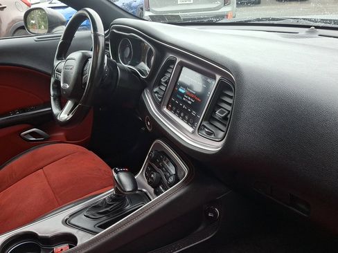 Used 2019 Dodge Challenger GT w/ Plus Package image 12
