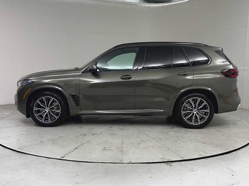 Used 2025 BMW X5 xDrive50e w/ M Sport Package AWD/4WD image 5