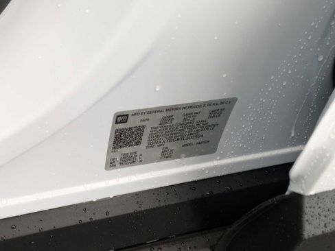 New 2026 Chevrolet Equinox RS w/ Convenience Package III AWD/4WD image 34