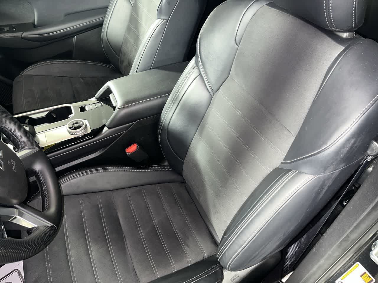 Used 2025 Mitsubishi Outlander SE AWD/4WD image 15