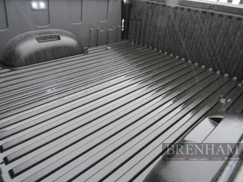 Used 2025 Toyota Tundra SR5 AWD/4WD image 14