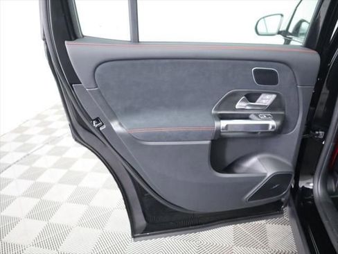 New 2026 Mercedes-Benz GLB 35 AMG 4MATIC image 27