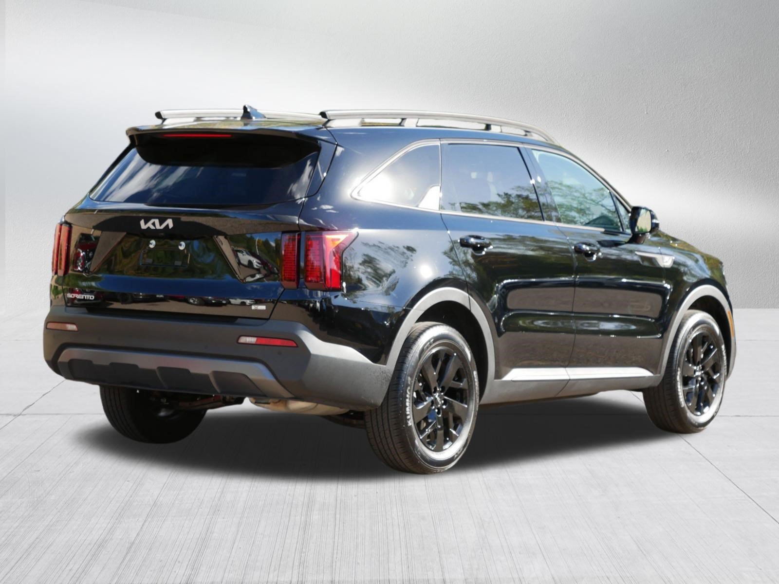 Certified 2023 Kia Sorento S w/ Panoramic Sunroof Package AWD/4WD image 7