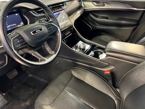 Used 2022 Jeep Grand Cherokee L Limited AWD/4WD image 12