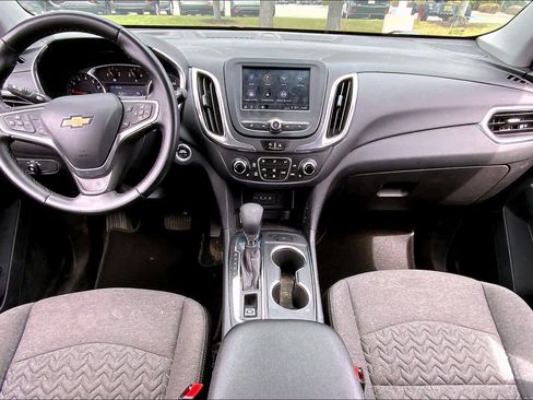 Used 2023 Chevrolet Equinox LT image 16