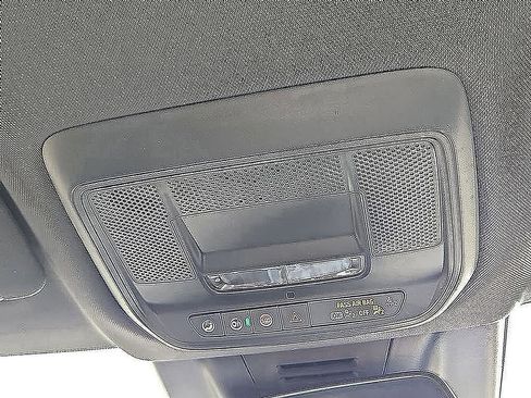 New 2026 Chevrolet Equinox EV LT image 21