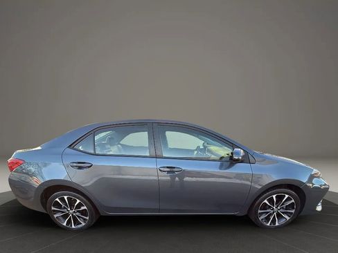Used 2019 Toyota Corolla SE w/ SE Premium Package image 4