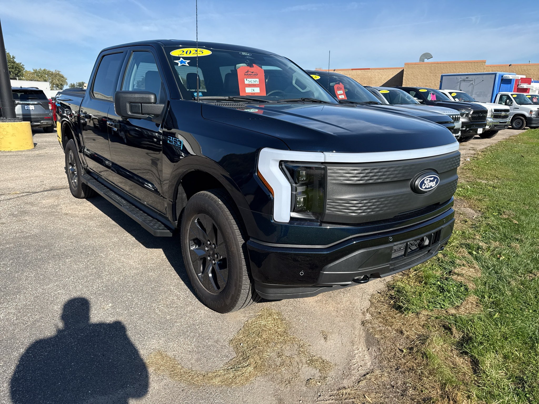 Used 2025 Ford F150 Lightning Flash AWD/4WD image 2