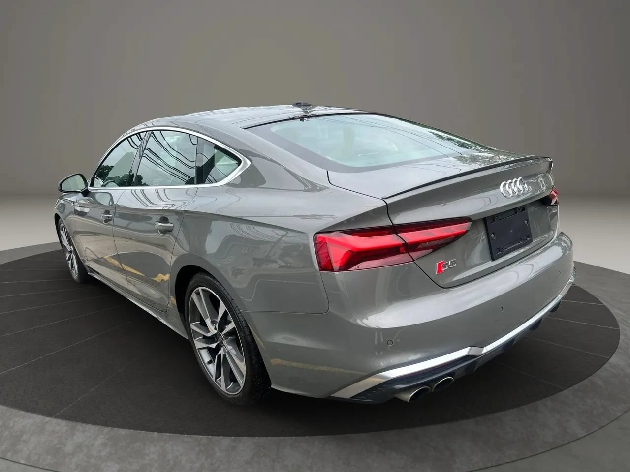 Used 2023 Audi S5 Premium Plus w/ Premium Plus Package AWD/4WD image 7