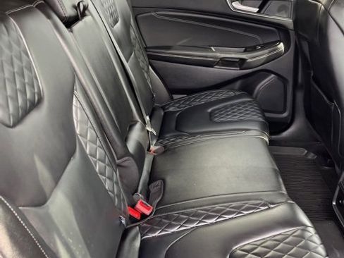 Used 2024 Ford Edge Titanium w/ Class II Trailer Tow Package image 30