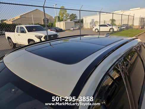 Used 2024 Volvo XC60 B5 Ultimate AWD/4WD image 8