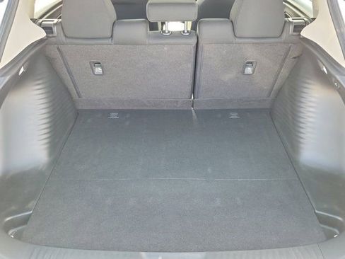 Used 2023 Honda HR-V LX image 9