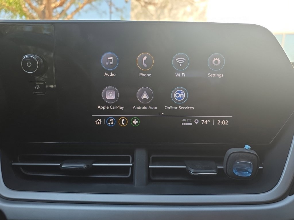 Certified 2024 Chevrolet Trax RS FWD image 17