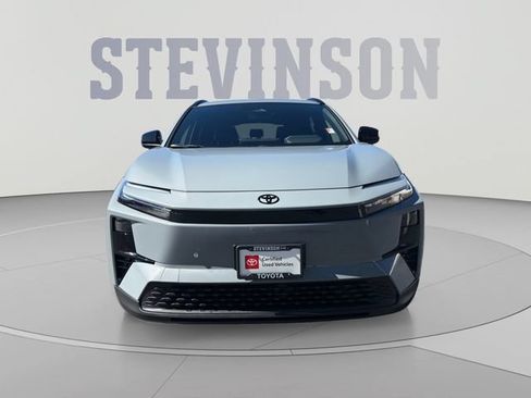 Certified 2026 Toyota C-HR AWD/4WD image 8