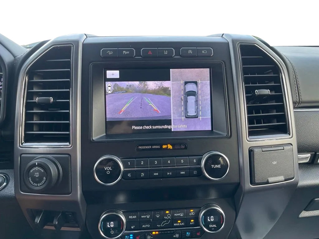 Used 2020 Ford Expedition Max Platinum AWD/4WD image 31