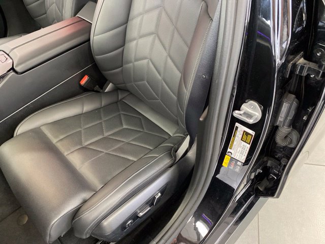 Used 2025 BMW i5 xDrive40 w/ M Sport Package AWD/4WD image 18