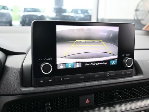 Used 2025 Honda CR-V EX image 16