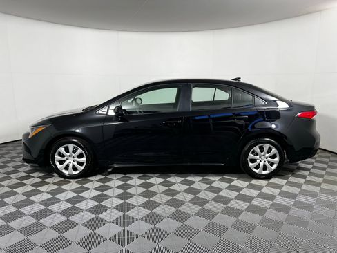 Certified 2025 Toyota Corolla LE image 8