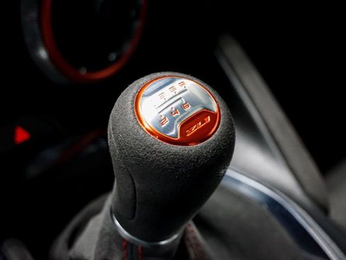 Used 2021 Chevrolet Camaro ZL1 image 22