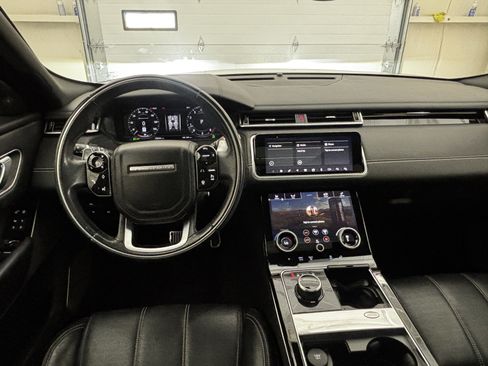 Used 2018 Land Rover Range Rover Velar R-Dynamic HSE AWD/4WD image 14