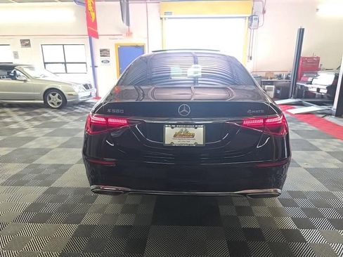 Used 2022 Mercedes-Benz S 580 4MATIC Sedan image 6