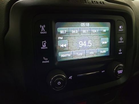 Used 2016 Jeep Renegade Sport w/ Sound Group image 20