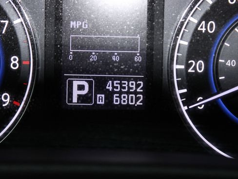 Used 2013 INFINITI G37 Journey w/ Premium Pkg image 20