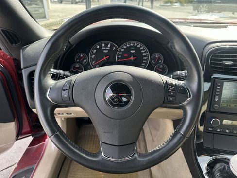 Used 2013 Chevrolet Corvette Grand Sport w/ 2LT Preferred Equipment Group image 19