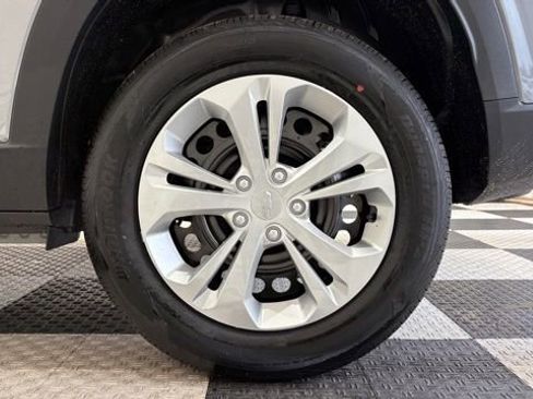 New 2026 Chevrolet Trax LS image 10