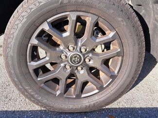 Used 2023 Toyota Tundra Platinum video 2