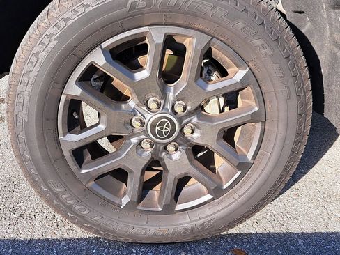 Used 2023 Toyota Tundra Platinum image 2