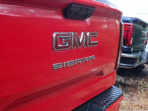 Used 2023 GMC Sierra 1500 Pro w/ Graphite Edition AWD/4WD image 9