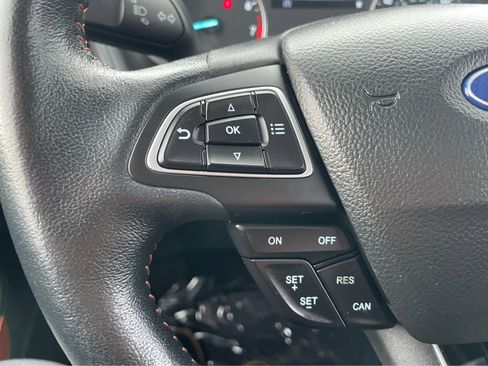 Used 2021 Ford EcoSport SE w/ SE Appearance Package image 16