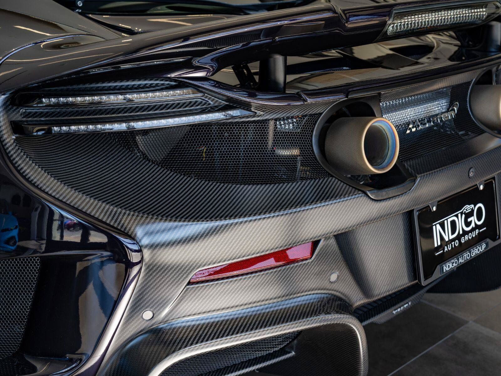 Used 2016 McLaren 675LT Coupe RWD image 41