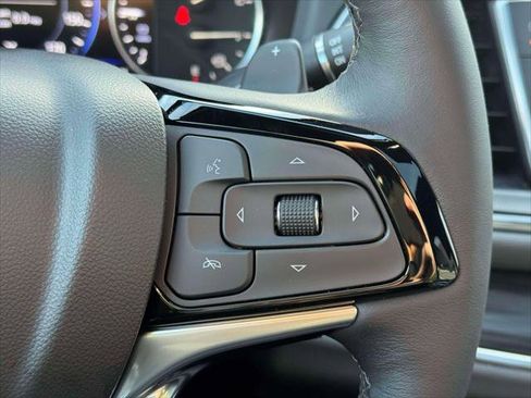 Used 2022 Buick Enclave Premium w/ Experience Buick Package image 23