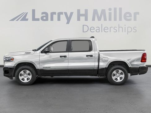 Used 2026 RAM 1500 Big Horn AWD/4WD image 5