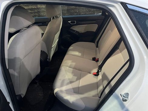 Used 2023 Honda Civic EX image 9