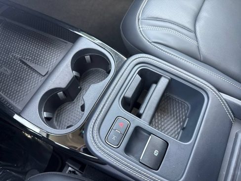Used 2025 Ford Mustang Mach-E Premium RWD image 24