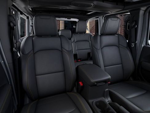 New 2026 Jeep Wrangler Unlimited Sahara AWD/4WD image 16