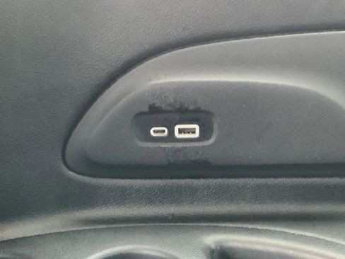 Used 2021 Chrysler Pacifica Limited w/ S Appearance Package image 61