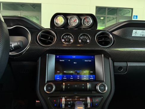 Used 2020 Ford Mustang GT Premium w/ GT Performance Package RWD image 38