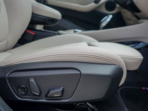 Used 2023 BMW X2 sDrive28i w/ M Sport Package FWD image 30