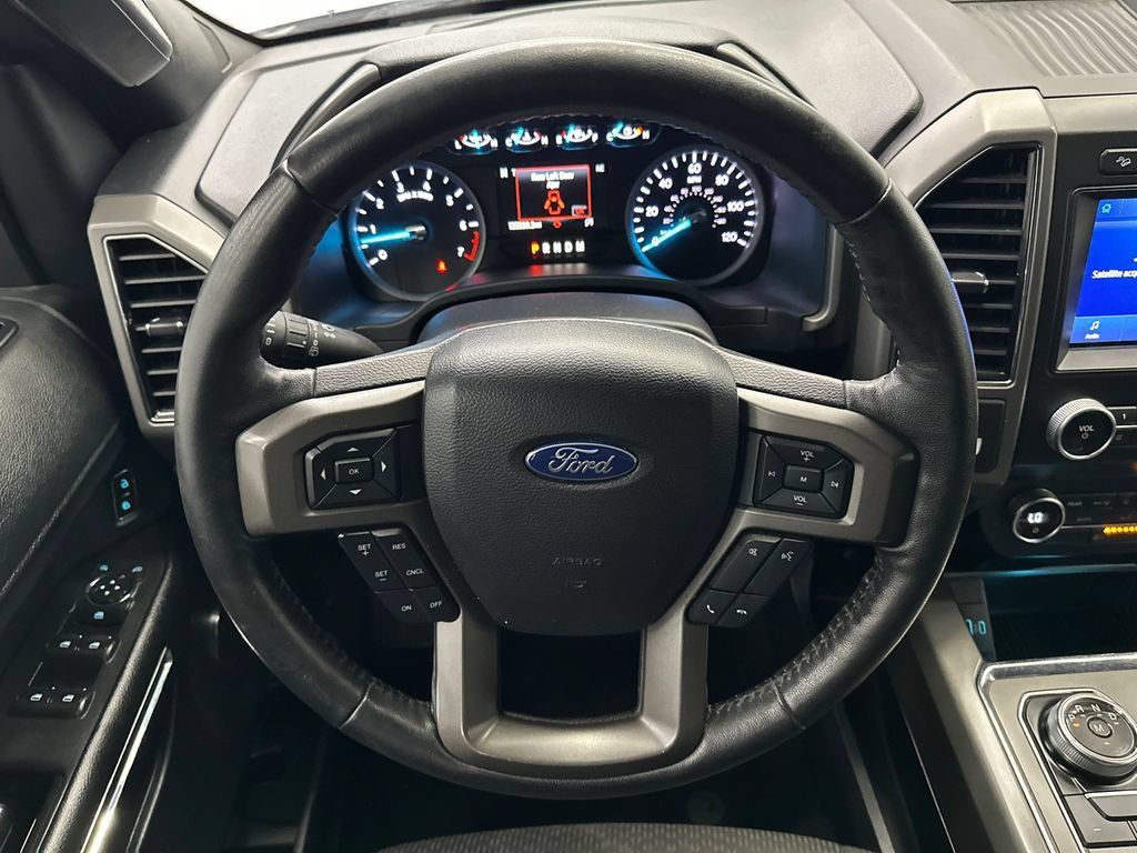 Used 2020 Ford Expedition XLT AWD/4WD image 24