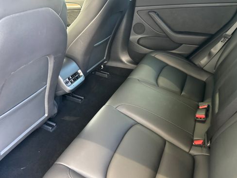 Used 2023 Tesla Model 3 Standard Range RWD image 15